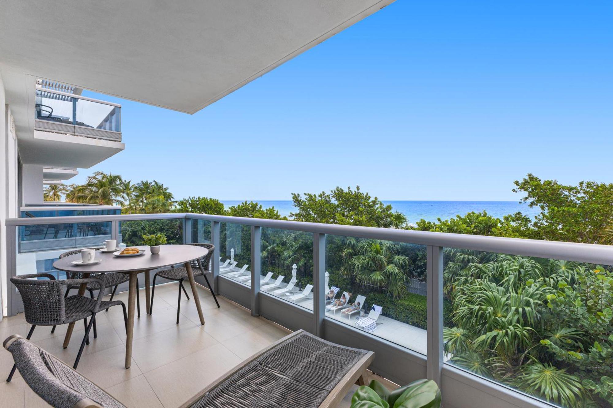 Dharma Home Suites Miami Beach At Monte Carlo Esterno foto
